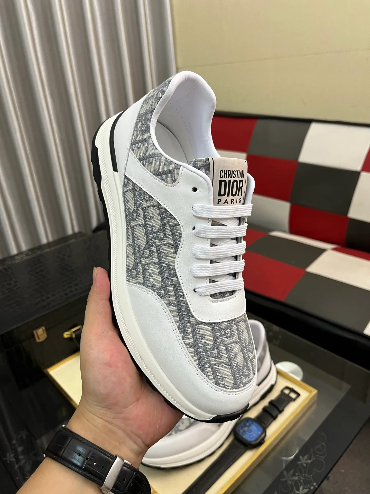 Men's Men's Shoes 💰420⌚️⌚️[Dior] 2025 Dior original lace-up low-top men's shoes Classic casual shoes 🔥This model is the official flagship model, with high quality and made by famous original factory designers. It is made of high-quality cowhide with original materials ➕comfortable and breathable mesh lining ➕pigskin insole, perfect last shape, generous and fashionable design, attracting many consumers, code number: 38--442️⃣Colors available